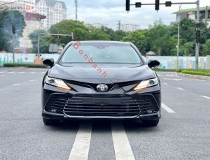 Xe Toyota Camry 2.0Q 2024