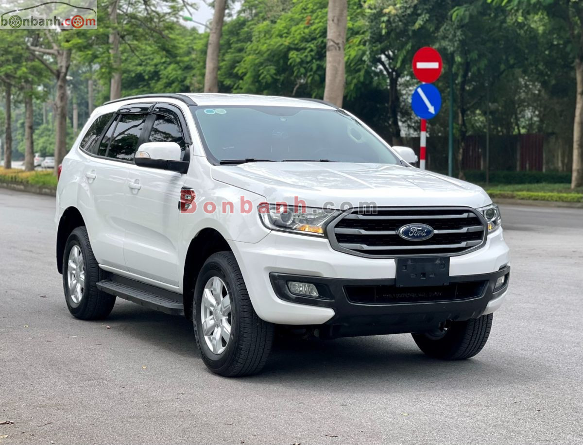 Ford Everest Ambiente 2.0 4x2 MT 2019