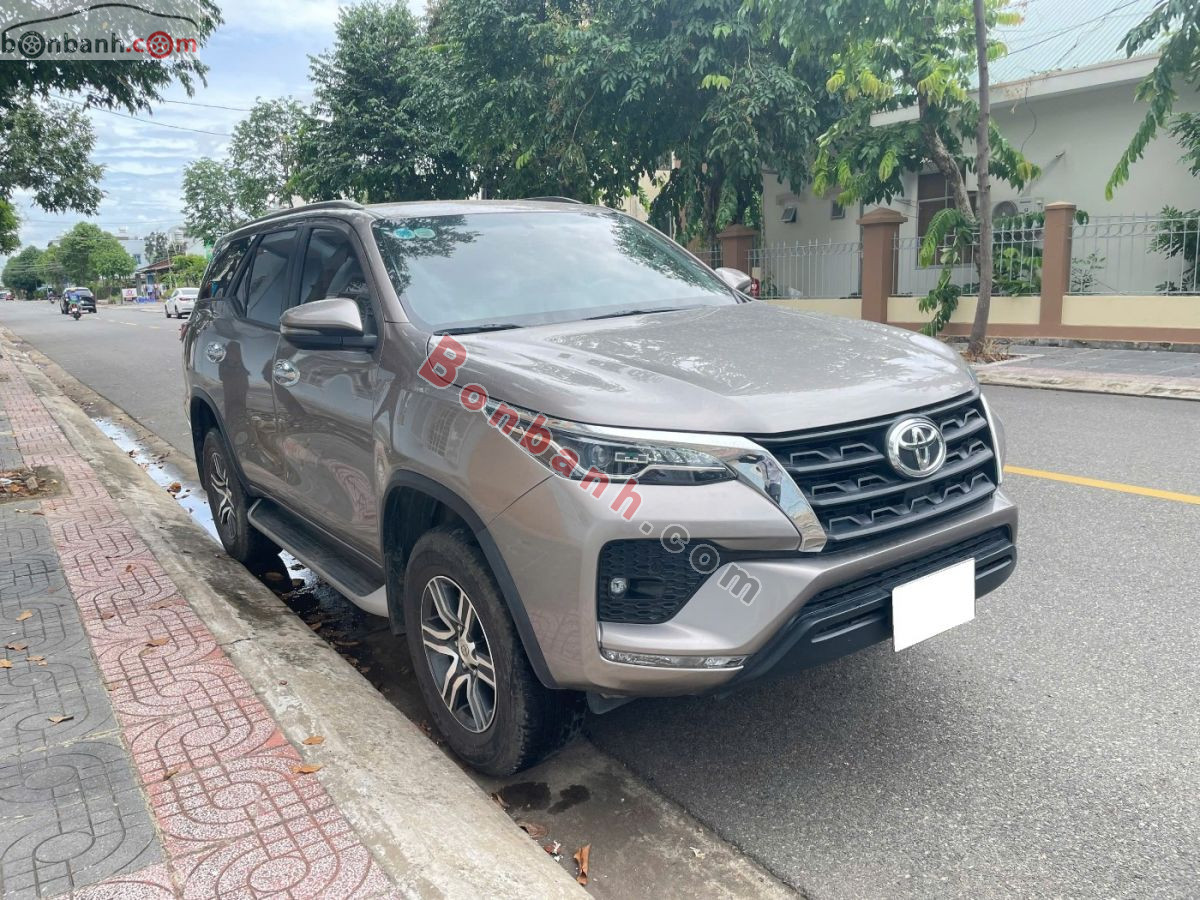 Toyota Fortuner 2.4L 4x2 AT 2022