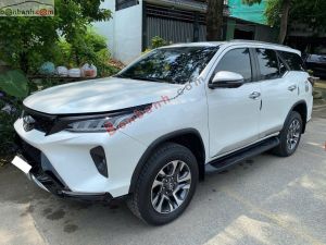 Xe Toyota Fortuner Legender 2.4L 4x2 AT 2022