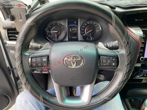 Xe Toyota Fortuner Legender 2.4L 4x2 AT 2022