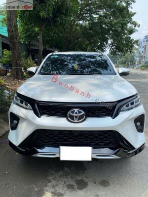 Xe Toyota Fortuner Legender 2.4L 4x2 AT 2022