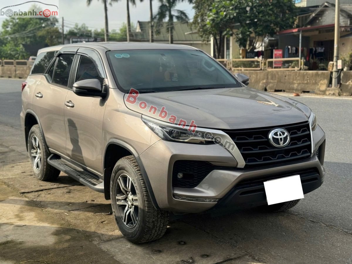 Toyota Fortuner 2.4L 4x2 MT 2022