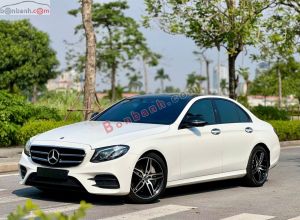 Xe Mercedes Benz E300 AMG 2019