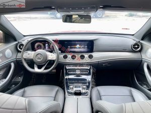 Xe Mercedes Benz E300 AMG 2019