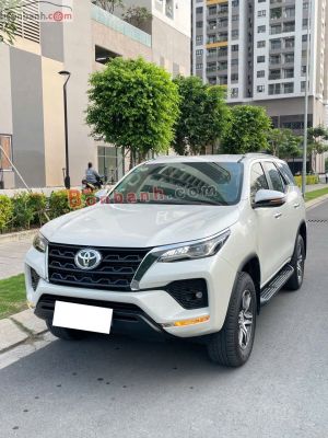 Xe Toyota Fortuner 2.4G 4x2 AT 2021