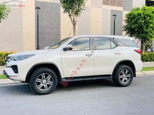 Xe Toyota Fortuner 2.4G 4x2 AT 2021