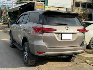 Xe Toyota Fortuner 2.4L 4x2 MT 2022