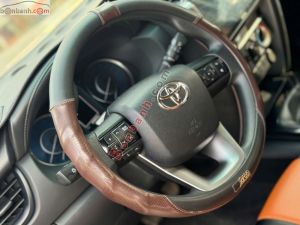 Xe Toyota Fortuner 2.4L 4x2 MT 2022