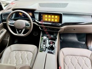 Xe Volkswagen Viloran Luxury 2024