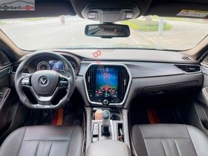 Xe VinFast Lux A 2.0 Base 2.0 AT 2020