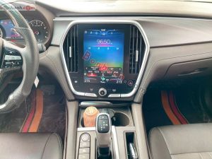 Xe VinFast Lux A 2.0 Base 2.0 AT 2020