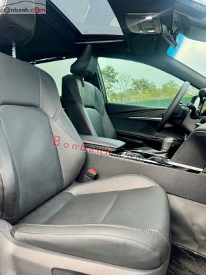 Xe Toyota Camry 2.0Q 2024