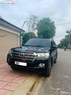 Xe Toyota Land Cruiser VX 4.6 V8 2015