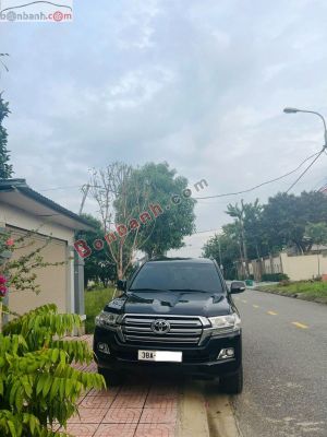 Xe Toyota Land Cruiser VX 4.6 V8 2015