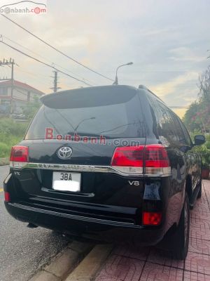 Xe Toyota Land Cruiser VX 4.6 V8 2015