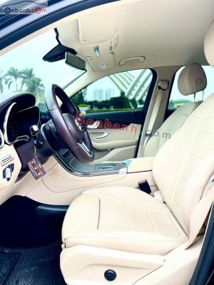 Xe Mercedes Benz GLC 200 4Matic 2022