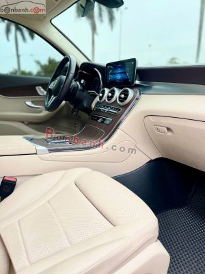 Xe Mercedes Benz GLC 200 4Matic 2022