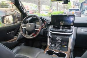 Xe Toyota Land Cruiser 3.5 V6 2024