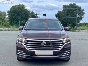 Xe Volkswagen Viloran Luxury 2024