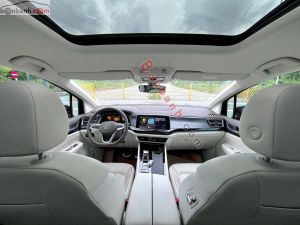 Xe Volkswagen Viloran Luxury 2024