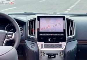 Xe Toyota Land Cruiser 4.6 V8 2019