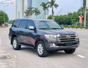 Xe Toyota Land Cruiser 4.6 V8 2019