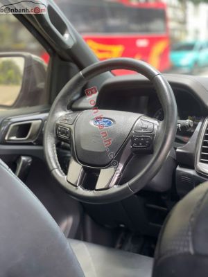 Xe Ford Everest Titanium 2.0L 4x2 AT 2019