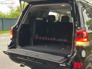 Xe Toyota Land Cruiser 4.6 V8 2020