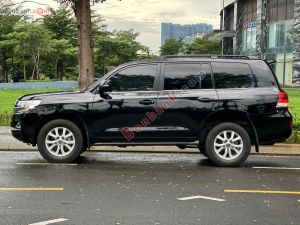 Xe Toyota Land Cruiser 4.6 V8 2020