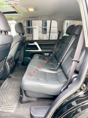 Xe Toyota Land Cruiser 4.6 V8 2020