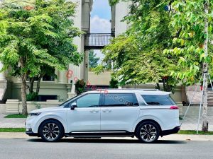 Xe Kia Carnival Premium 2.2D 2022