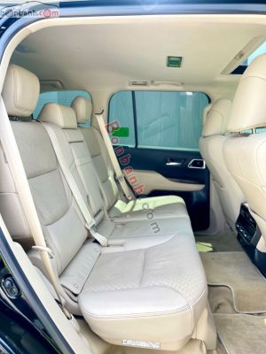 Xe Toyota Land Cruiser 3.5 V6 2024