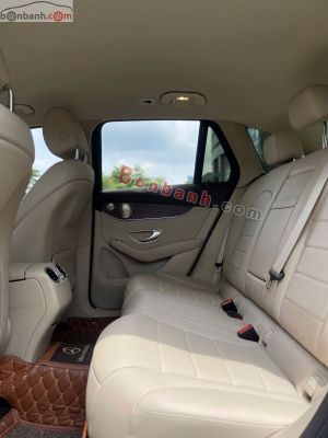 Xe Mercedes Benz GLC 200 4Matic 2022