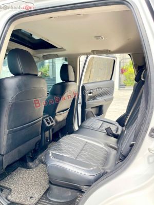 Xe Mitsubishi Outlander Premium 2.0 CVT 2022