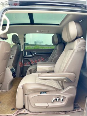 Xe Volkswagen Viloran Luxury 2024