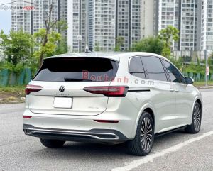 Xe Volkswagen Viloran Luxury 2024
