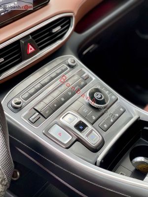Xe Hyundai SantaFe Cao cấp 2.5L HTRAC 2022
