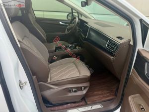 Xe Volkswagen Viloran Luxury 2024