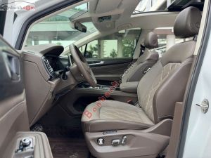 Xe Volkswagen Viloran Luxury 2024