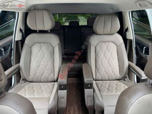 Xe Volkswagen Viloran Luxury 2024