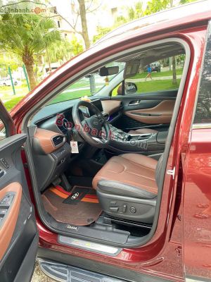 Xe Hyundai SantaFe Cao cấp 2.5L HTRAC 2024