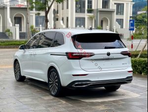 Xe Volkswagen Viloran Luxury 2024