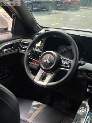 Xe Mitsubishi Xforce Premium 2024