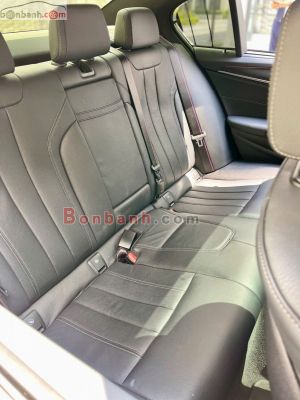 Xe BMW 530i M Sport 2022
