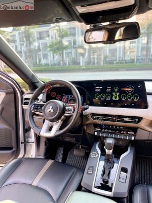 Xe Mitsubishi Xforce Premium 2024