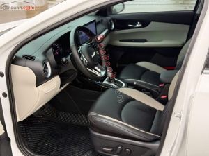 Xe Kia K3 Luxury 1.6 AT 2024