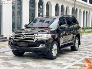 Xe Toyota Land Cruiser 4.6 V8 2020