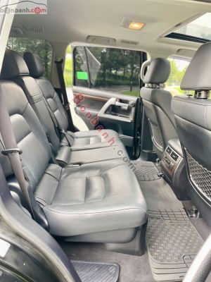 Xe Toyota Land Cruiser 4.6 V8 2020