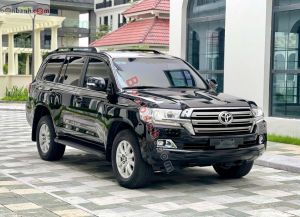 Xe Toyota Land Cruiser 4.6 V8 2020